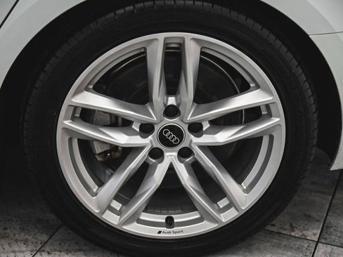 Used 2023 Audi A4 2.0T Premium Plus image 7