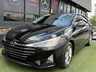 Used 2019 Hyundai Elantra SEL w/ Cargo Package