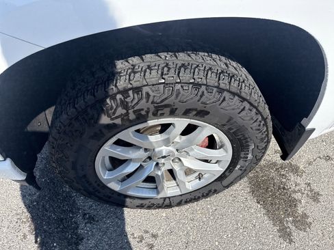 Used 2019 Chevrolet Silverado 1500 RST w/ All-Star Edition image 11