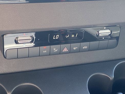 New 2025 Mercedes-Benz Sprinter 2500 image 33