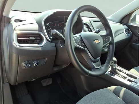 Used 2023 Chevrolet Equinox LT w/ Driver Convenience Package AWD/4WD image 13