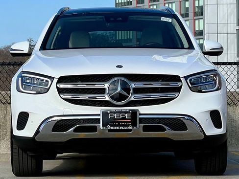 Certified 2022 Mercedes-Benz GLC 300 4MATIC image 3