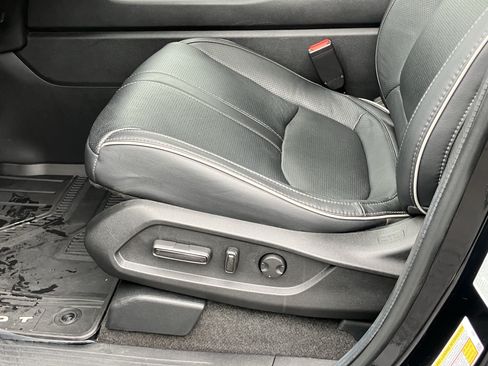 Certified 2024 Honda Pilot Elite image 16