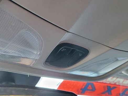 Used 2019 Jeep Cherokee Latitude Plus w/ Cold Weather Group image 23