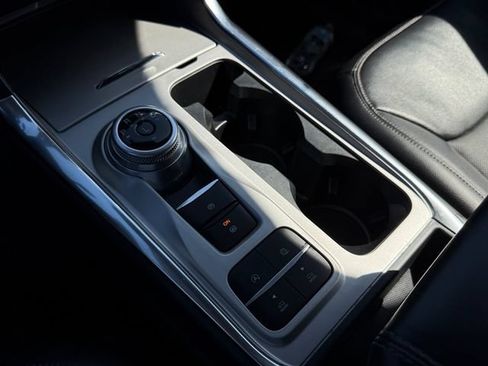 Used 2023 Ford Explorer Limited RWD image 23