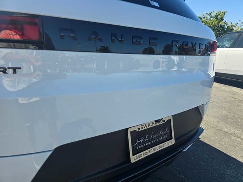 New 2026 Land Rover Range Rover Sport SE image 16