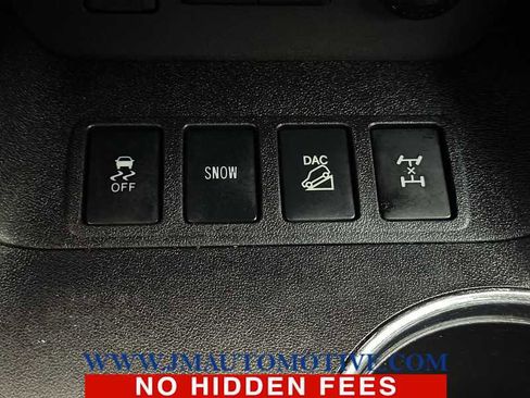 Used 2018 Toyota Highlander XLE image 36