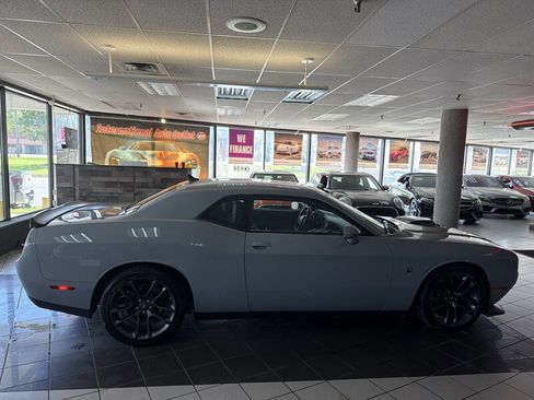 Used 2022 Dodge Challenger R/T Scat Pack w/ Shaker Package RWD image 5