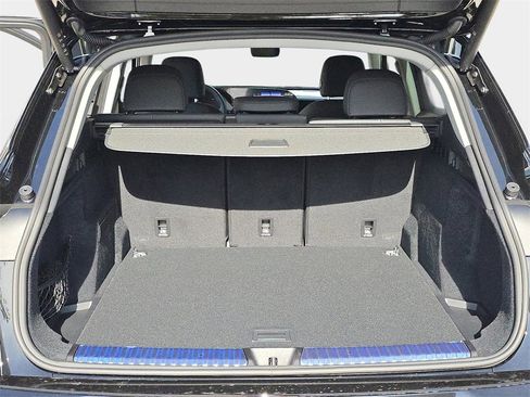 New 2025 Audi Q5 Premium image 12