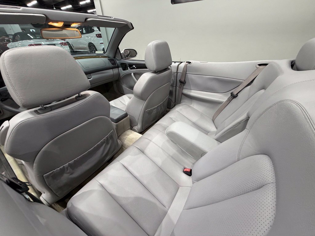 Used 2000 Mercedes-Benz CLK 430 Cabriolet image 25
