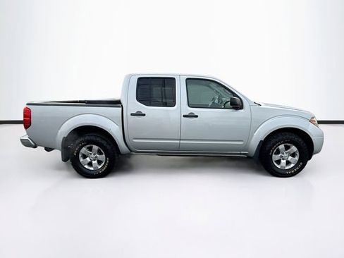 Used 2012 Nissan Frontier SV w/ SV Premium Utility Pkg image 8