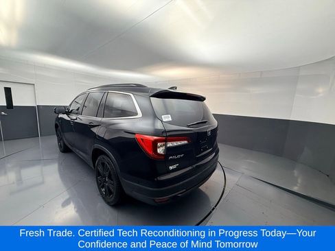 Used 2022 Honda Pilot Special Edition image 3