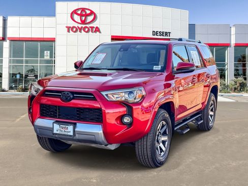 Certified 2023 Toyota 4Runner TRD Off-Road Premium image 3