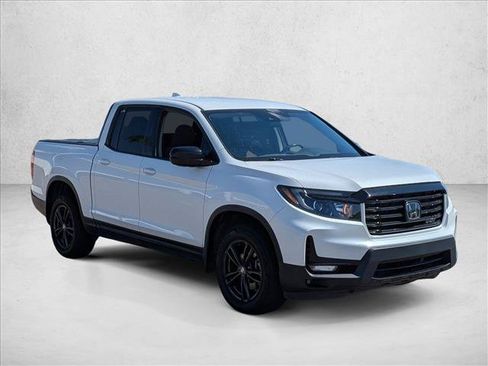 Used 2022 Honda Ridgeline Sport image 3