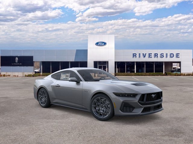 New 2026 Ford Mustang GT Premium w/ GT Performance Package RWD image 7