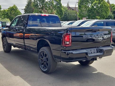 New 2026 RAM 3500 Big Horn AWD/4WD image 5