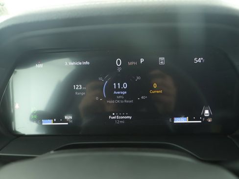 New 2026 Jeep Grand Cherokee Limited RWD image 18