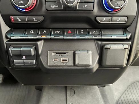 Used 2021 Chevrolet Silverado 1500 LT w/ Texas Edition Plus image 28