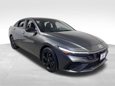 New 2026 Hyundai Elantra Sport FWD image 7
