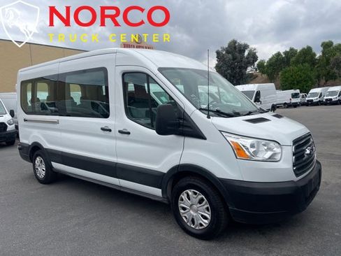 Used 2019 Ford Transit 350 XLT image 2