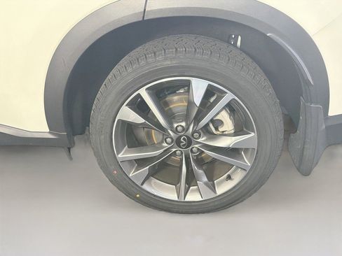 Used 2023 INFINITI QX60 Luxe w/ Cargo Package AWD/4WD image 11