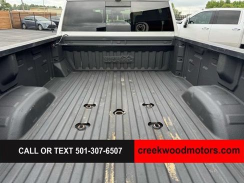 Used 2022 Chevrolet Silverado 3500 High Country w/ Snow Plow Prep/Camper Package AWD/4WD image 17
