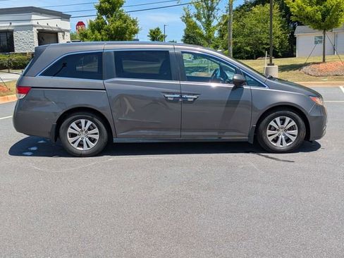 Used 2016 Honda Odyssey EX-L image 3