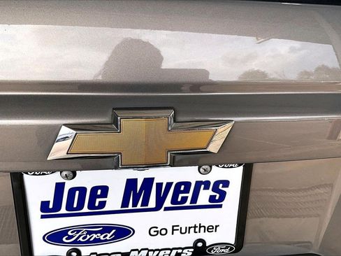 Used 2017 Chevrolet Tahoe LT image 7