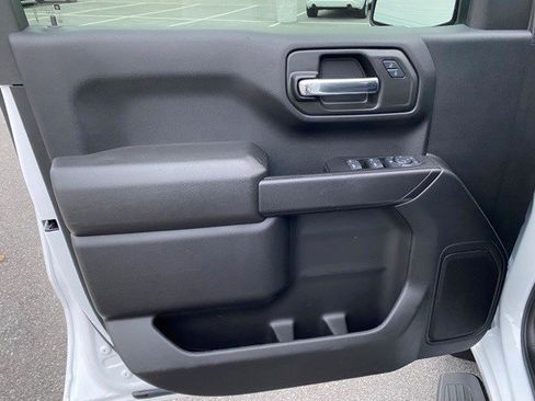 Certified 2025 Chevrolet Silverado 1500 Custom image 8