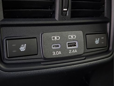 New 2026 Subaru Outback Limited image 11