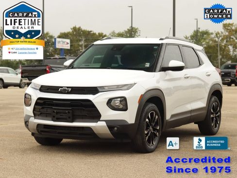 Used 2023 Chevrolet TrailBlazer LT AWD/4WD image 3