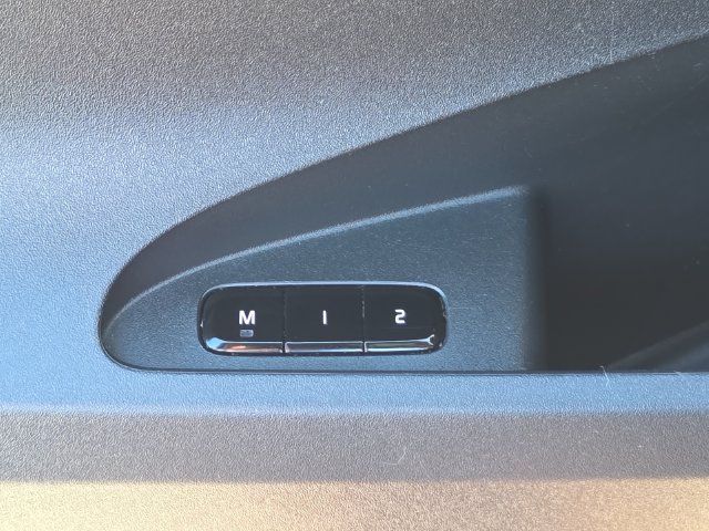 Used 2022 Polestar Polestar 2 w/ Plus Package AWD/4WD image 18