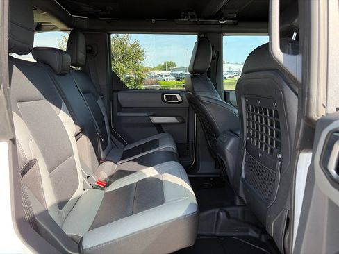 Used 2023 Ford Bronco Black Diamond w/ Sasquatch Package AWD/4WD image 33