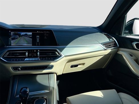 Used 2019 BMW X5 xDrive40i w/ Convenience Package image 26