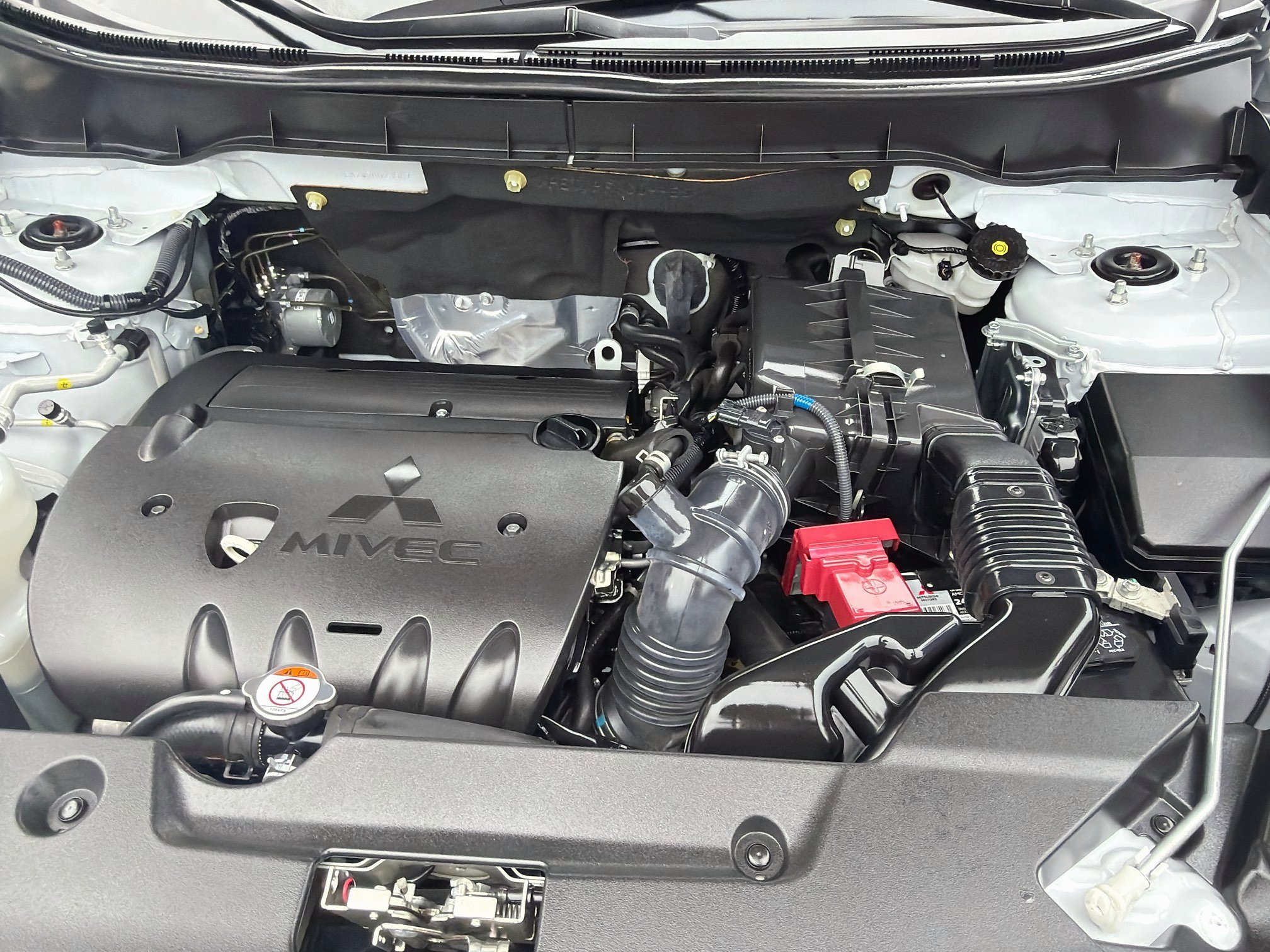 Used 2024 Mitsubishi Outlander Sport LE AWD/4WD image 35