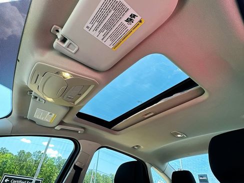 Used 2018 Ford Focus SEL FWD image 11