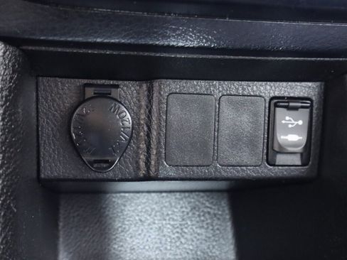 Used 2016 Toyota Corolla L FWD image 21