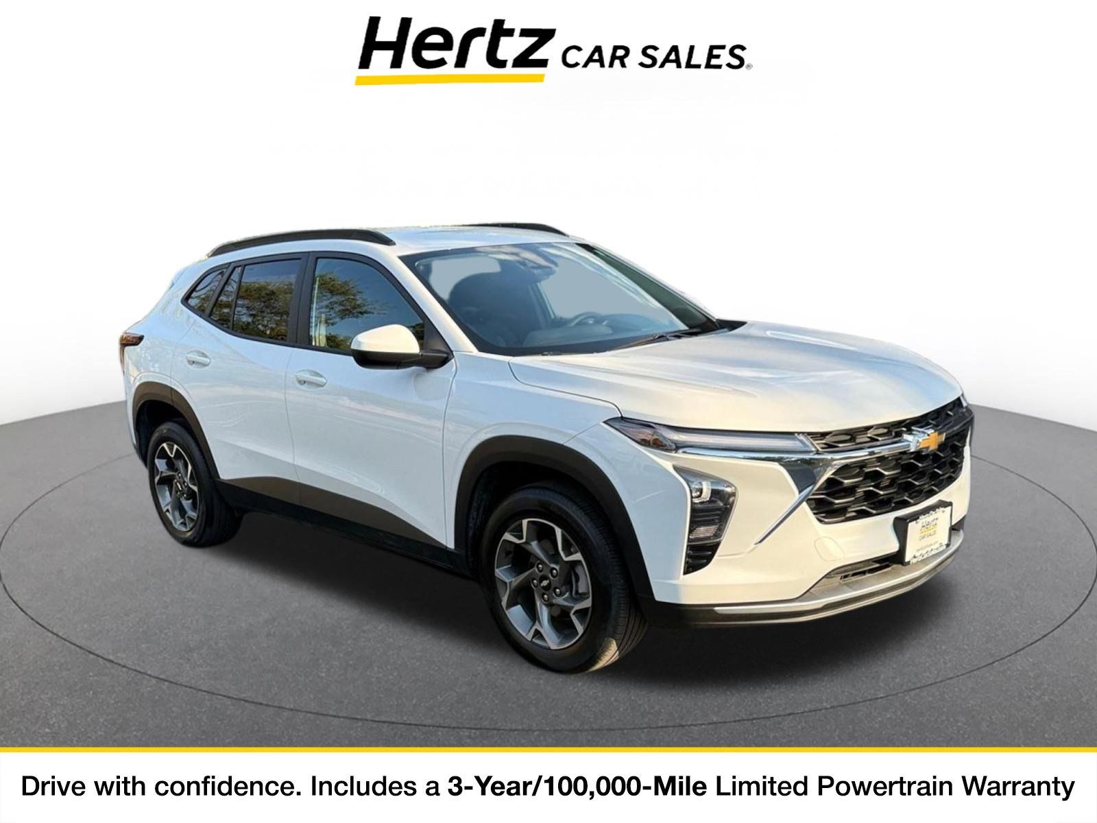 Used 2025 Chevrolet Trax LT FWD image 1