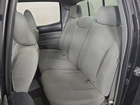 Used 2011 Toyota Tacoma PreRunner w/ SR5 Pkg #2 RWD image 19