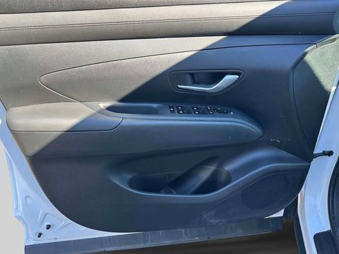 Certified 2026 Hyundai Tucson SE image 17