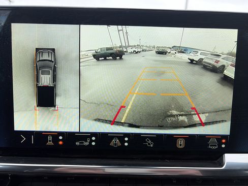 Used 2024 Chevrolet Silverado 1500 LT Trail Boss w/ Convenience Package II image 26