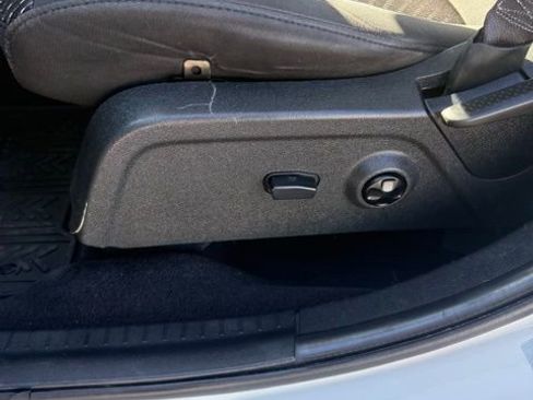 Used 2017 Dodge Journey SXT w/ Blacktop Package image 16