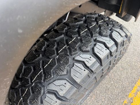 Used 2004 Jeep Wrangler 4WD image 24