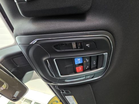 Used 2025 Jeep Grand Cherokee L Limited w/ Trailer Tow Package AWD/4WD image 32