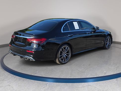 Used 2022 Mercedes-Benz E 53 AMG 4MATIC Sedan image 5