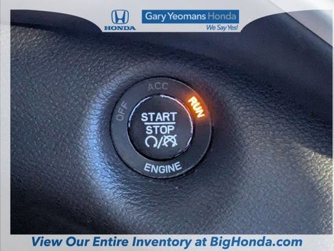 Used 2016 Jeep Cherokee Overland w/ Technology Group image 29