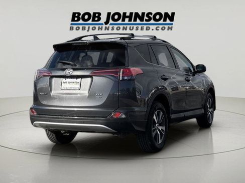 Used 2016 Toyota RAV4 XLE image 2
