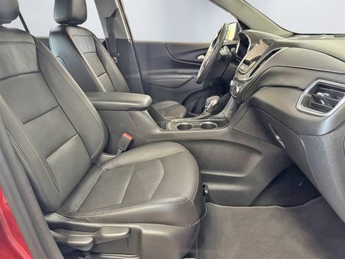 Used 2020 Chevrolet Equinox Premier image 23