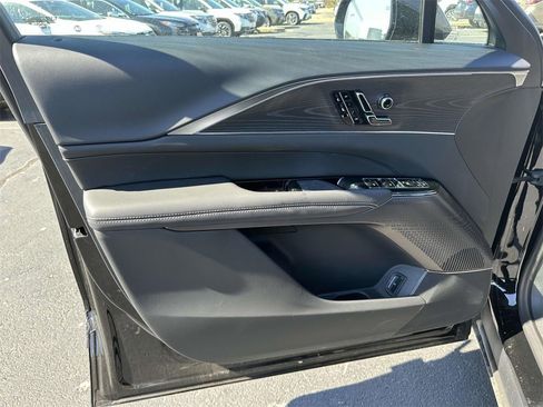 New 2025 Cadillac Lyriq Luxury image 14