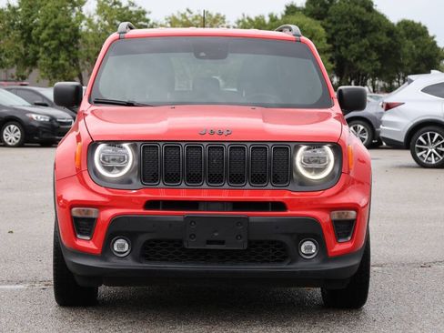 Used 2021 Jeep Renegade Latitude w/ Luxury Group II AWD/4WD image 2